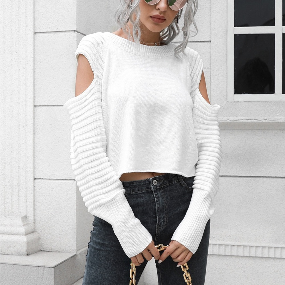 NWT Cold-Shoulder Ribbed Trim Sweater - Picture 5 of 6